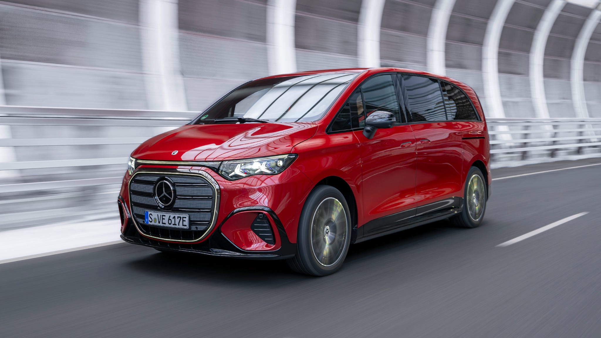 The 2028 Mercedes VLE Makes a Compelling Case to Bring Back the Minivan