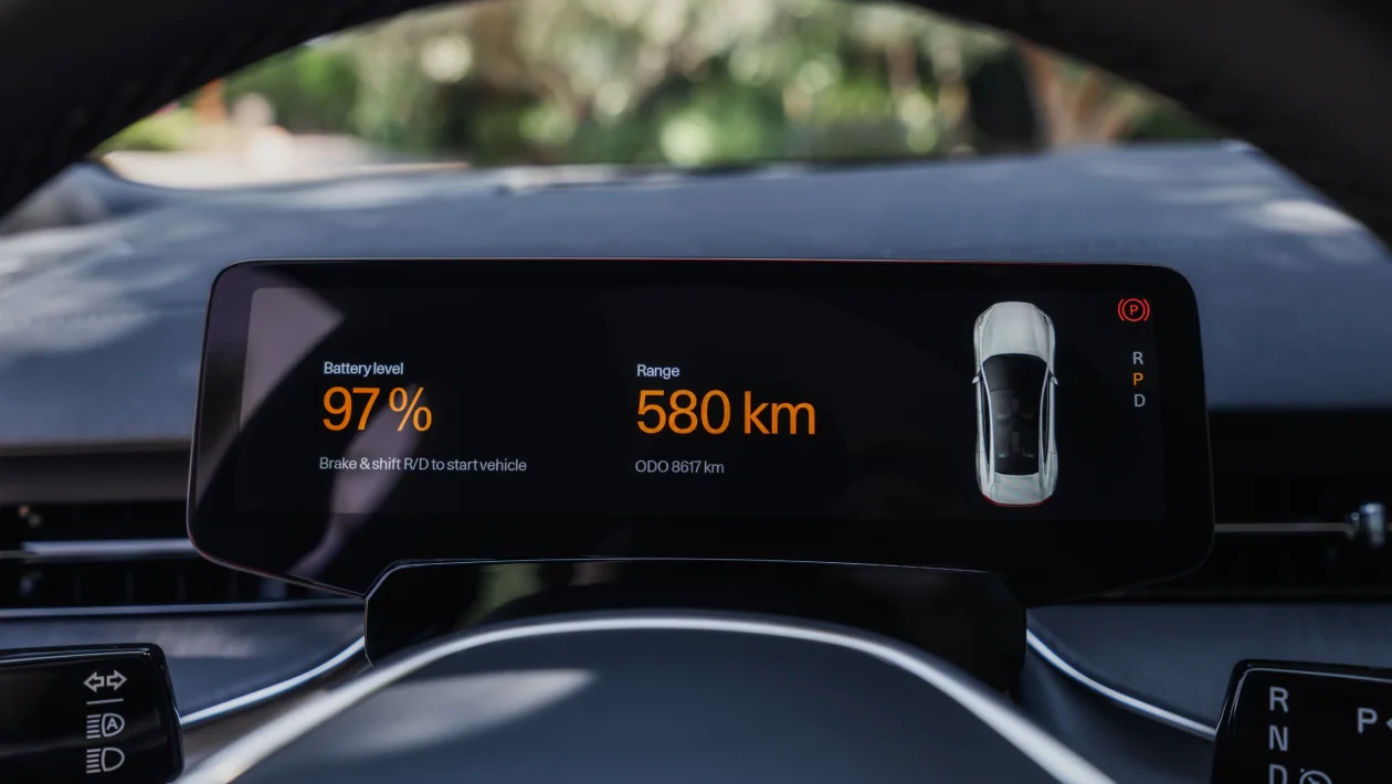 Polestar 5 driver's display
