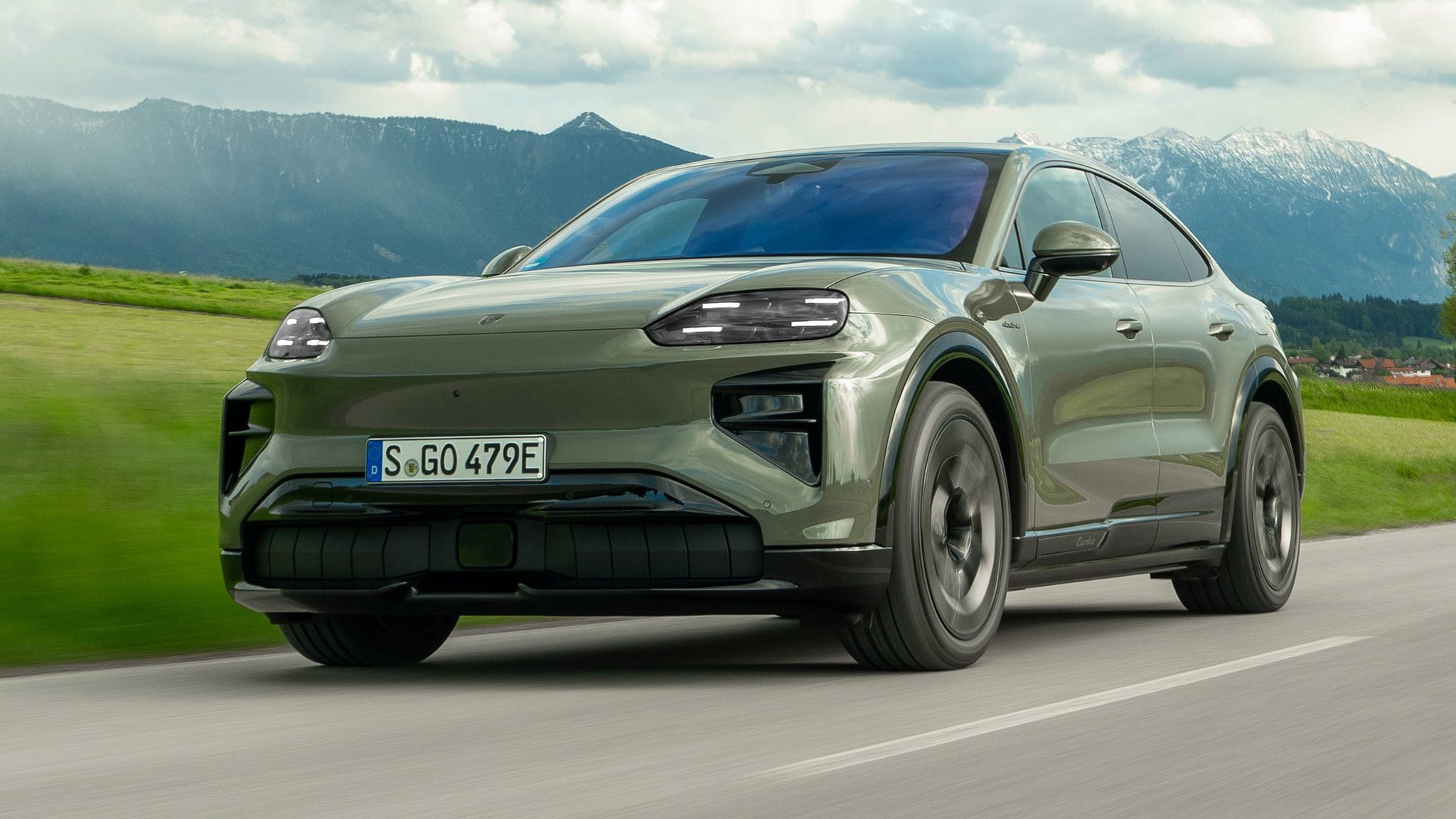 The Electric Porsche Cayenne Coupe Is Like a Sledgehammer to Your Soul