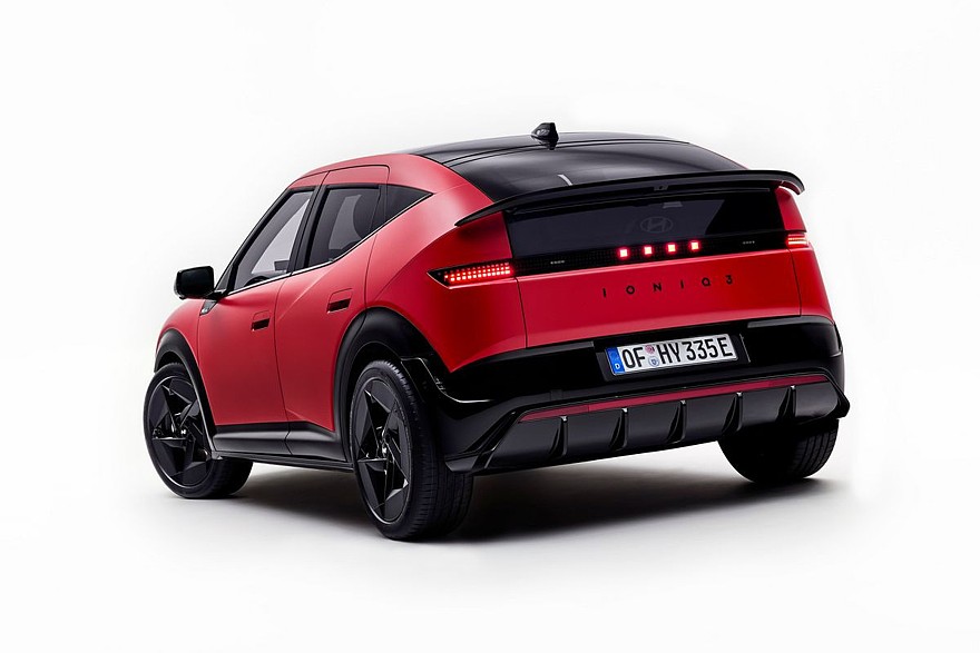 Оспортивленный Hyundai Ioniq 3 N Line