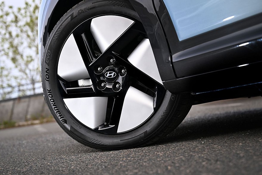 Стандартный Hyundai Ioniq 3