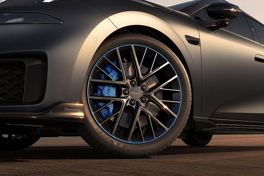 Lynk & Co 07GT Limited Edition