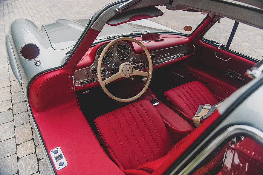 Mercedes-Benz 300 SL W198 (1954). Сделано около 1400 шт