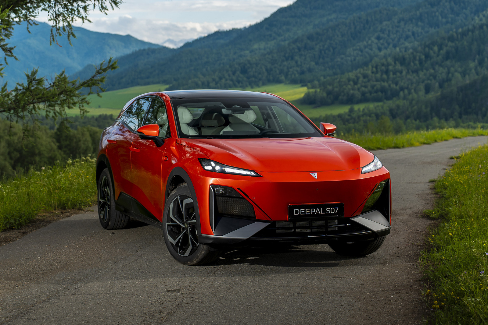 Changan Announces Start of Deepal S07 Sales in Russian Market, Price Revealed