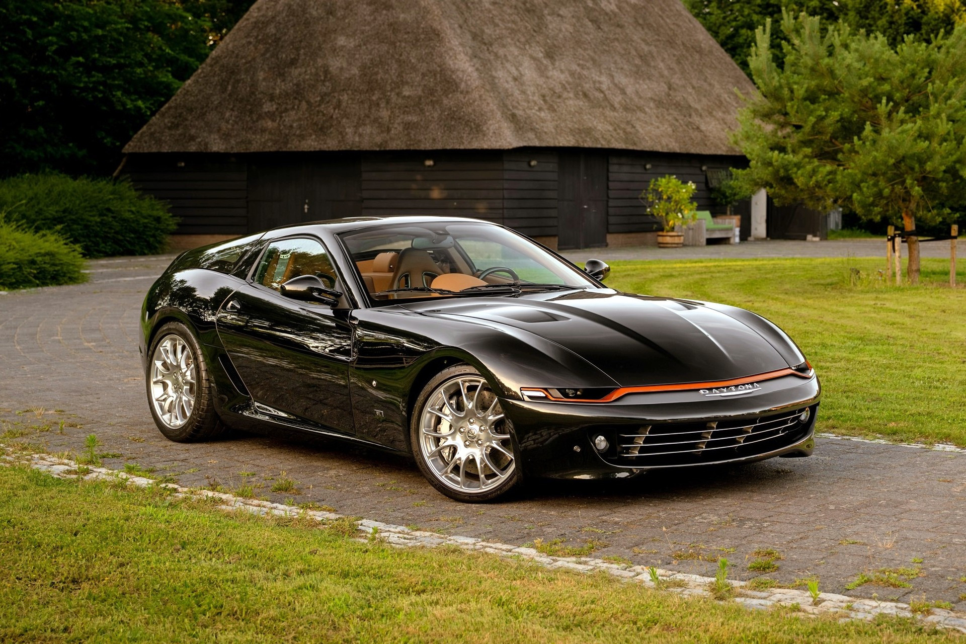 Unique shooting brake based on Ferrari 599 GTB presented by Niels van Roij Design
