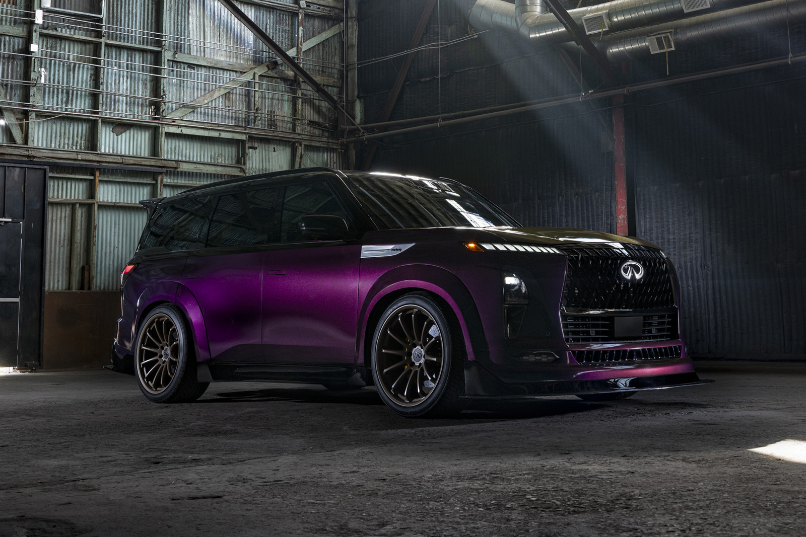 Infiniti Delays Launch of 'Performance' SUV QX80 Red Sport