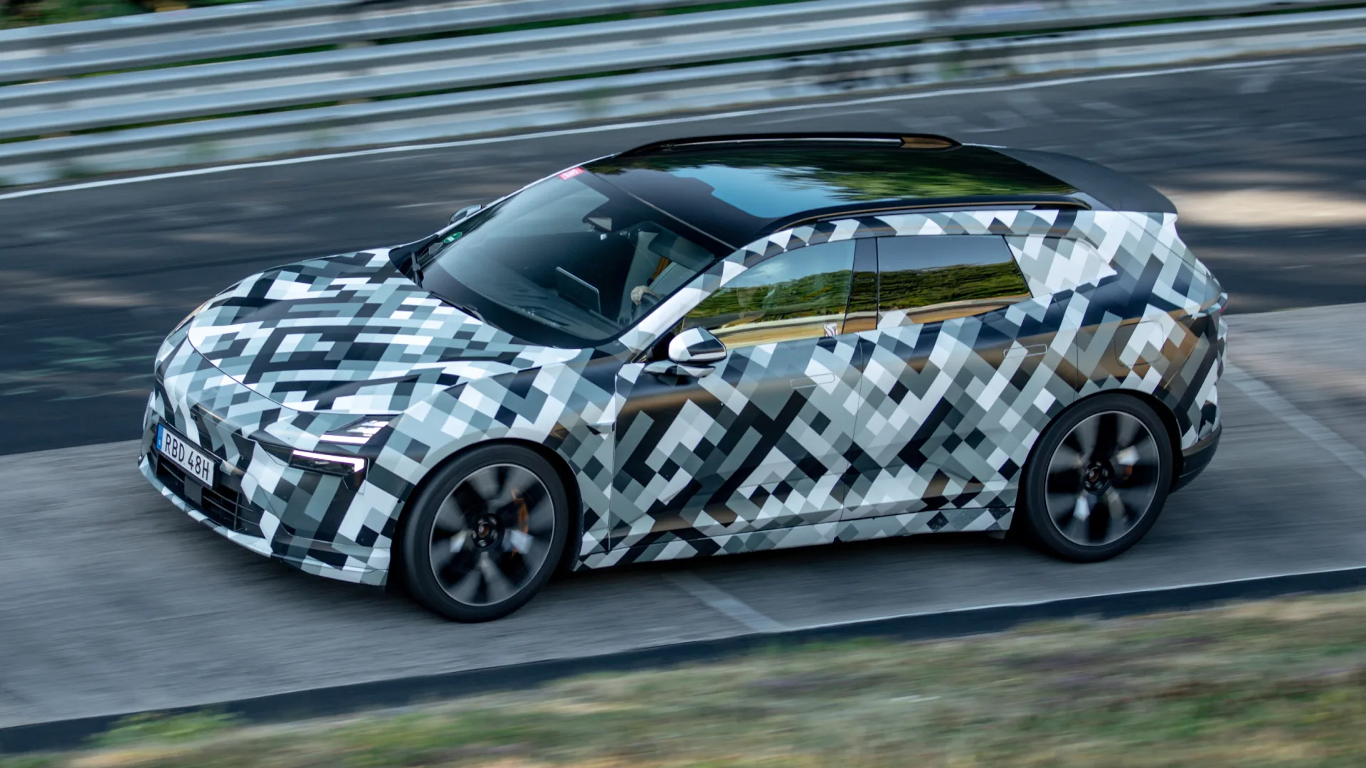Polestar is finally fixing the biggest problem with its small electric SUV