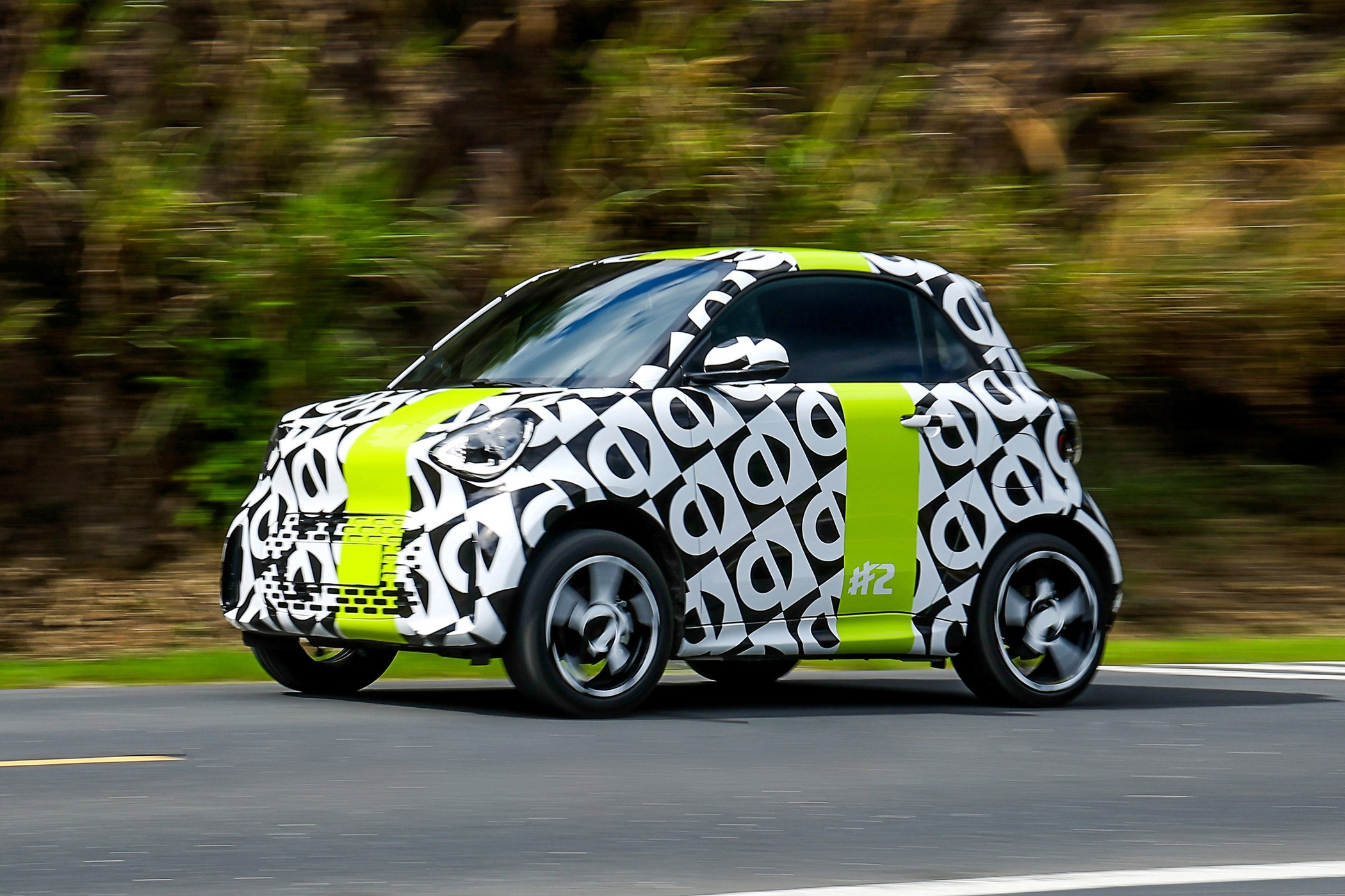 Smart #2 prepares for its premiere, hoping to win the hearts of Europeans