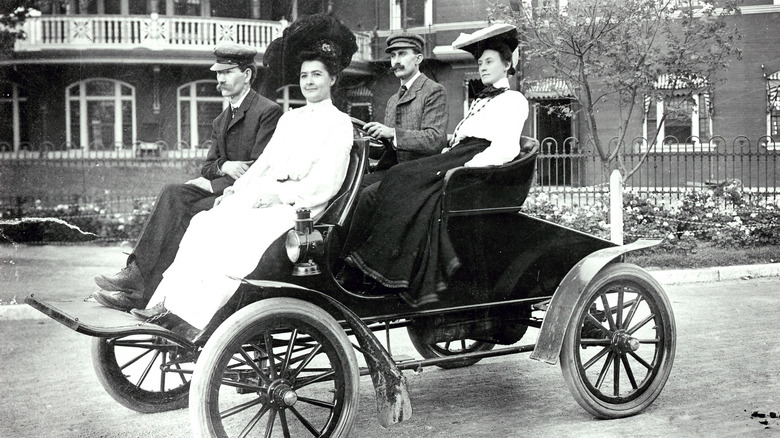 Connecticut Set America's First State Speed Limit In 1901, And It Was Charmingly Low